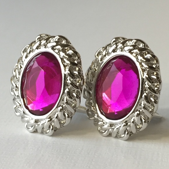 Vintage Kenneth J Lane Pink Clip On Earrings - Picture 3 of 8